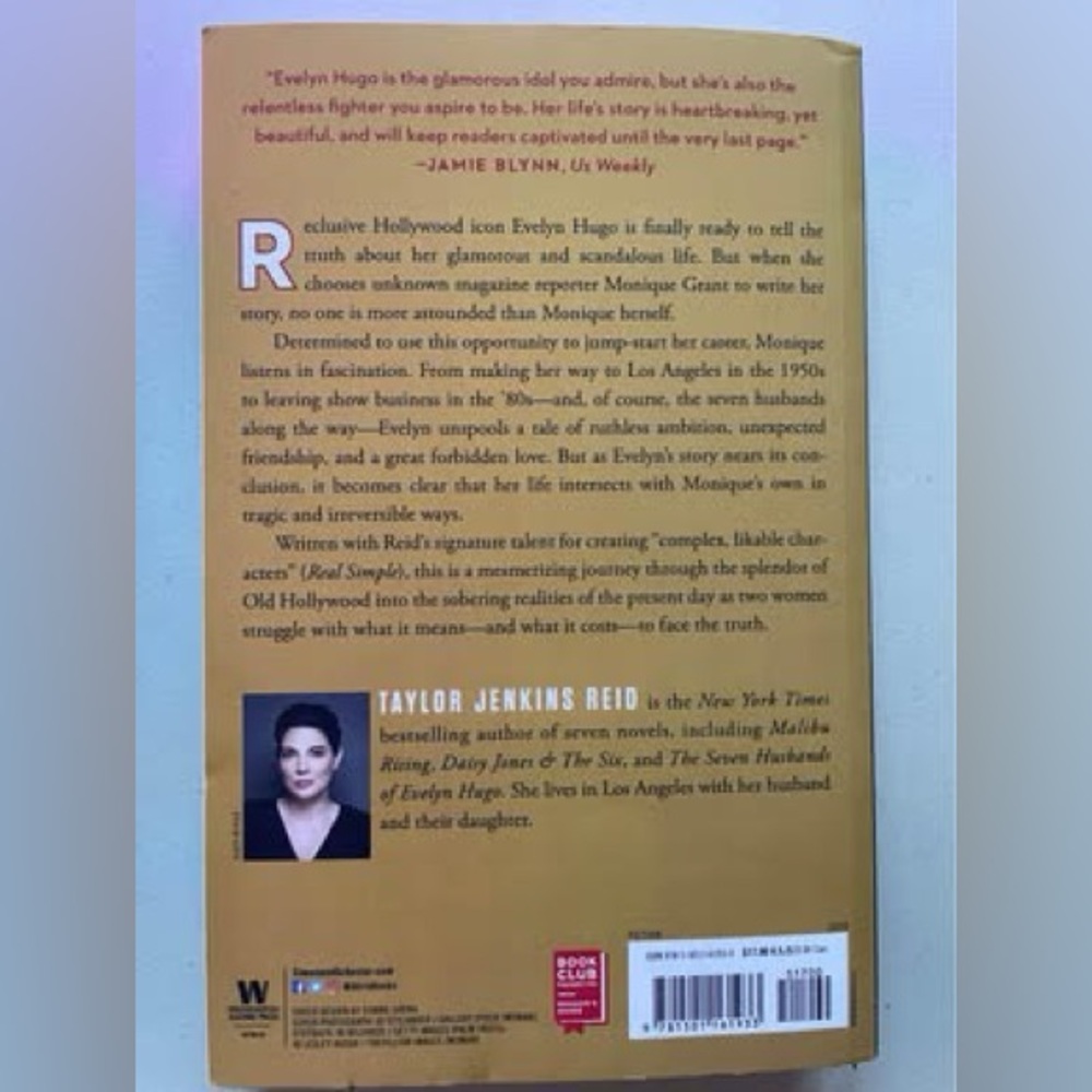 Book bundle - Picture 3 of 3